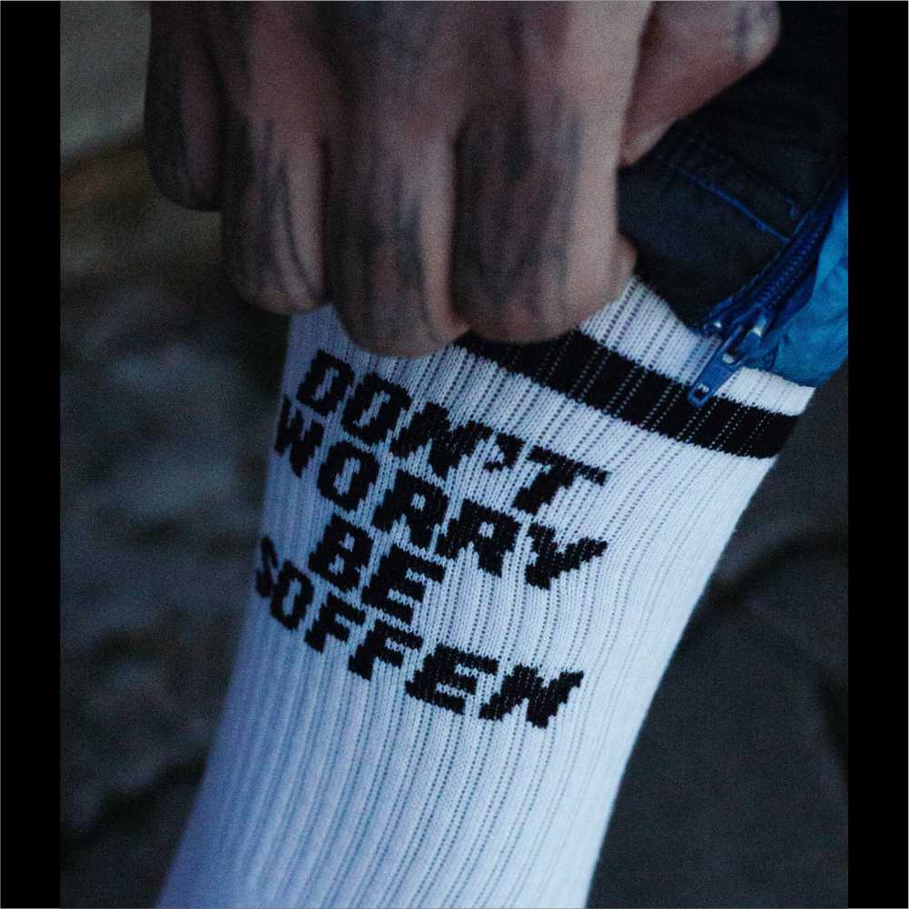 DON`T WORRY BE SOFFEN Socken Weiß