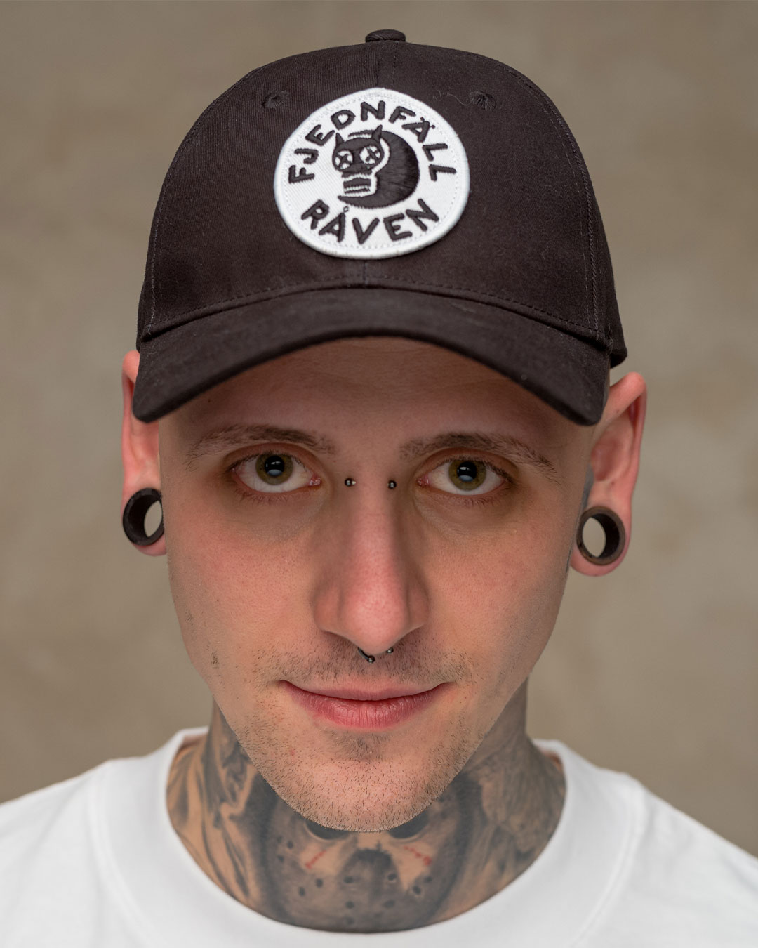 Fjednfall Raven - Snapback Cap, gebogener Schirm, Versteck Fach